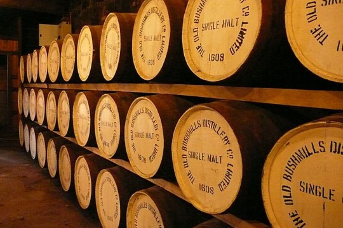 ブッシュミルズ蒸留所 貯蔵庫